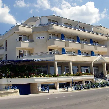 Larisa 2 מלון 3*