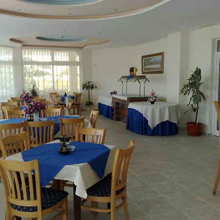Larisa 2 סבטי ולאס